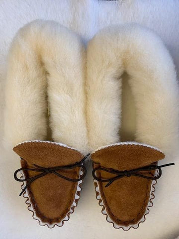 Moccasin slipper Hard Sole with Wool lining | Berry